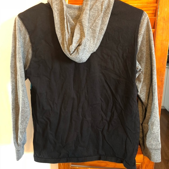 Boys Long Sleeve shirt with Hood, Large 10-12 - Picture 3 of 4